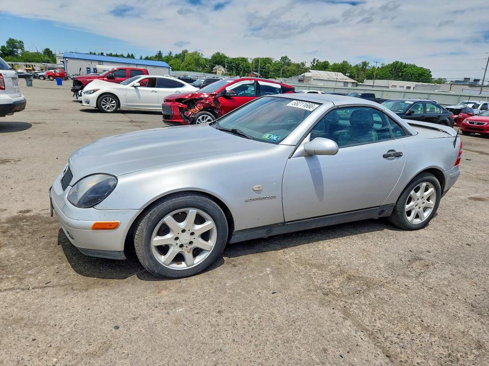 58211666 :رقم المزاد ، WDBKK47F5XF117504 vin ، 1999 Mercedes-benz Slk مزاد بيع