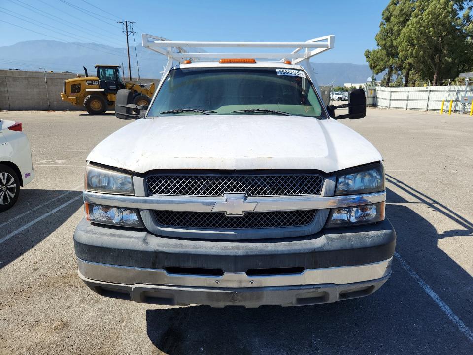 2003 Chevrolet Silverado მანქანა იყიდება აუქციონზე, vin: 1GBJC34U03E228277, აუქციონის ნომერი: 55806536