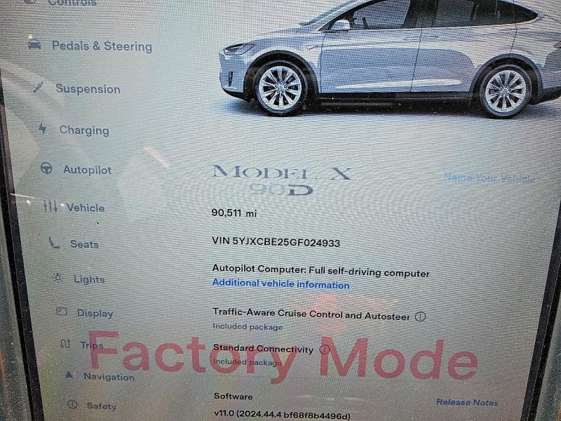 Продажа на аукционе авто 2016 Tesla Model X, vin: 5YJXCBE25GF024933, номер лота: 54555356