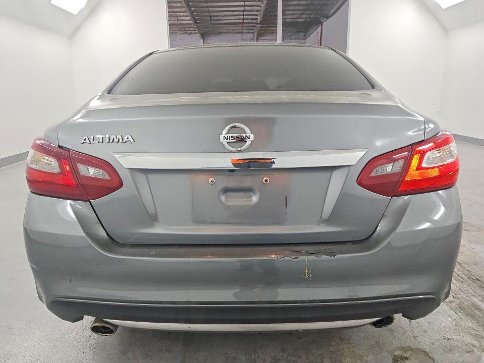 Продаж на аукціоні авто 2018 Nissan Altima, vin: 1N4AL3AP6JC129276, номер лоту: 54885326