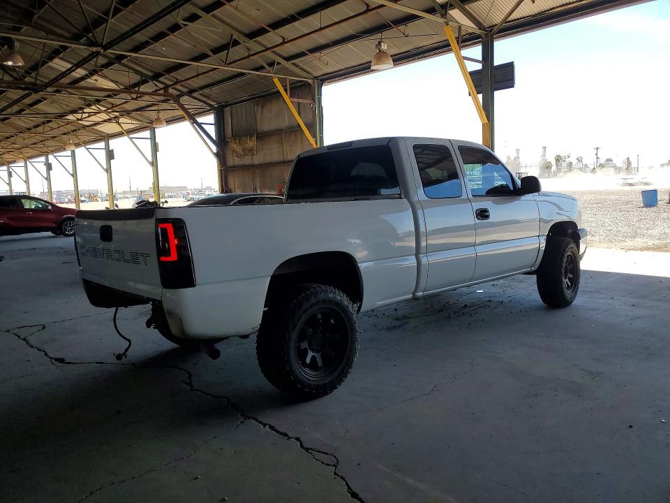 2005 Chevrolet Silverado მანქანა იყიდება აუქციონზე, vin: 1GCEC19Z55Z255413, აუქციონის ნომერი: 58235496