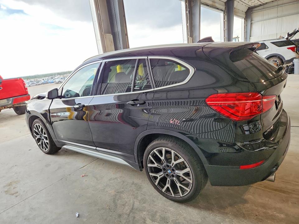55059876 :رقم المزاد ، WBXJG9C01M5U09104 vin ، 2021 Bmw X1 مزاد بيع