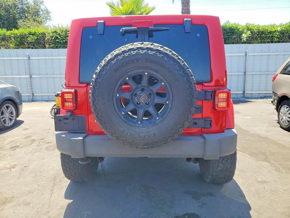 Продажа на аукционе авто 2015 Jeep Wrangler Unlimited, vin: 1C4BJWEG2FL600458, номер лота: 58773946