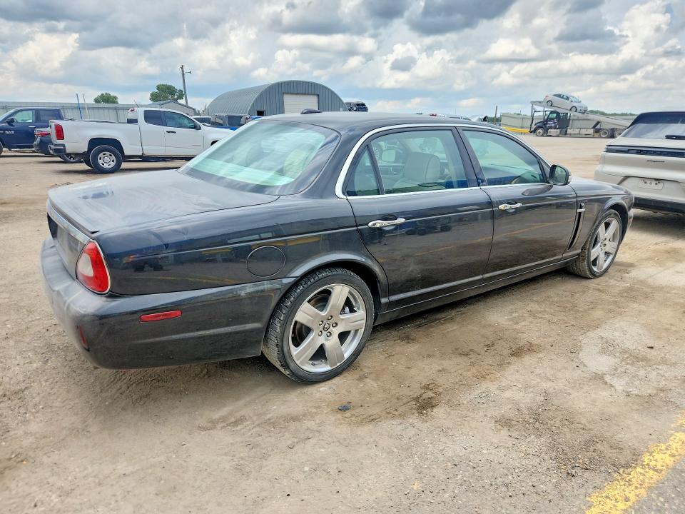 56334526 :رقم المزاد ، SAJWA79B69SH30506 vin ، 2009 Jaguar Xj8 مزاد بيع