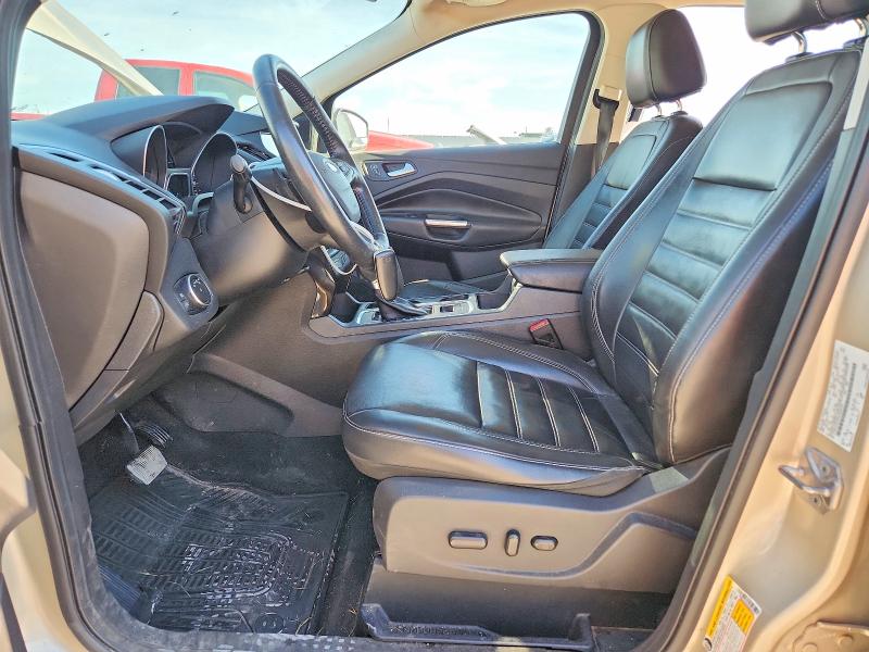 57400036 :رقم المزاد ، 1FMCU0JD3HUB00337 vin ، 2017 Ford Escape مزاد بيع