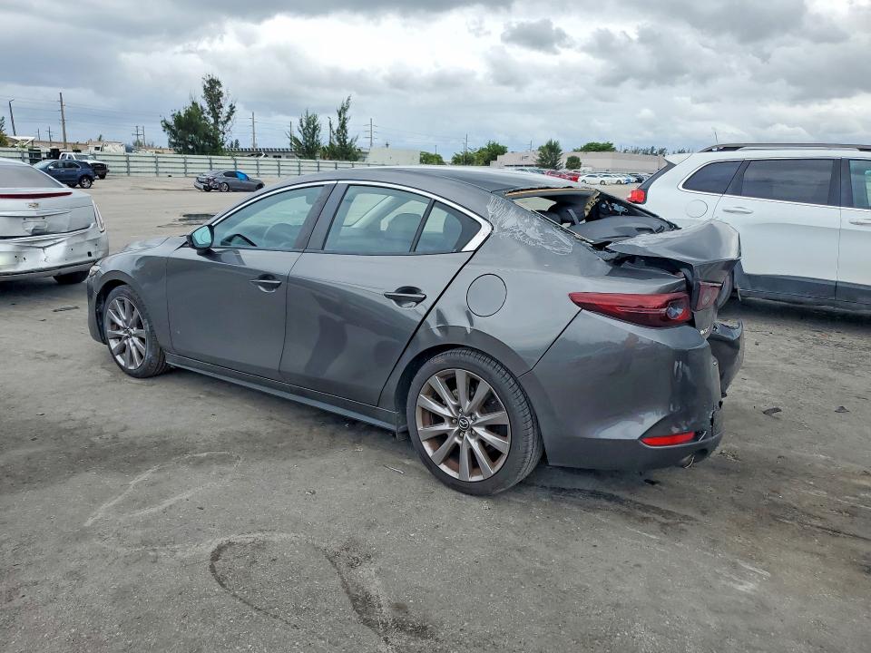 2021 Mazda 3 მანქანა იყიდება აუქციონზე, vin: JM1BPABL2M1338470, აუქციონის ნომერი: 56142676