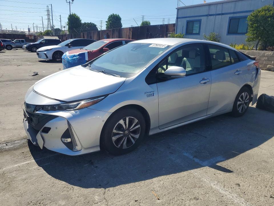 Продажа на аукционе авто 2017 Toyota Prius Prime, vin: JTDKARFP1H3005426, номер лота: 57505836