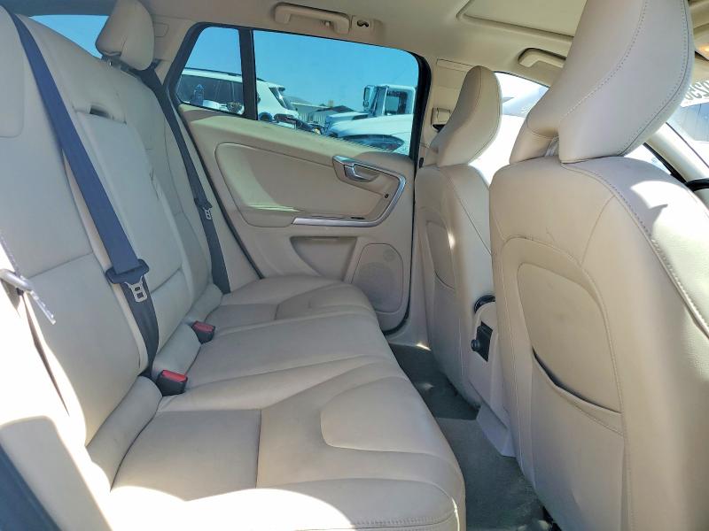 Продаж на аукціоні авто 2015 Volvo V60, vin: YV140MEBXF1208094, номер лоту: 56189256