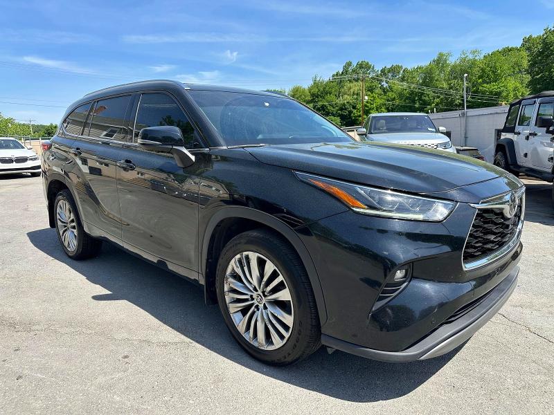 Продажа на аукционе авто 2023 Toyota Highlander, vin: 5TDKDRAH8PS508181, номер лота: 52369446