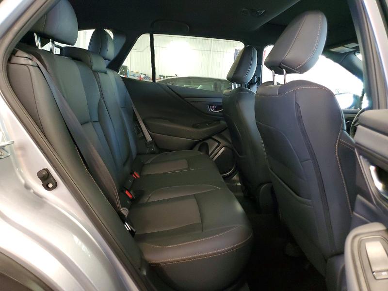 56161496 :رقم المزاد ، 4S4BTGUD7N3228620 vin ، 2022 Subaru Outback مزاد بيع
