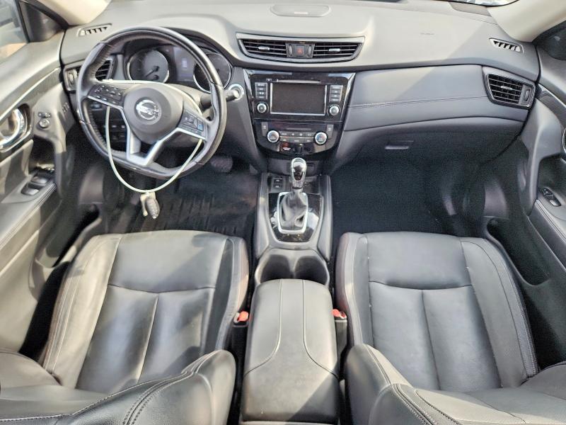 57803866 :رقم المزاد ، JN8AT2MV6JW328023 vin ، 2018 Nissan Rogue مزاد بيع
