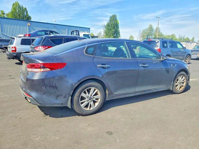 2017 Kia Optima მანქანა იყიდება აუქციონზე, vin: 5XXGT4L38HG147132, აუქციონის ნომერი: 58497856