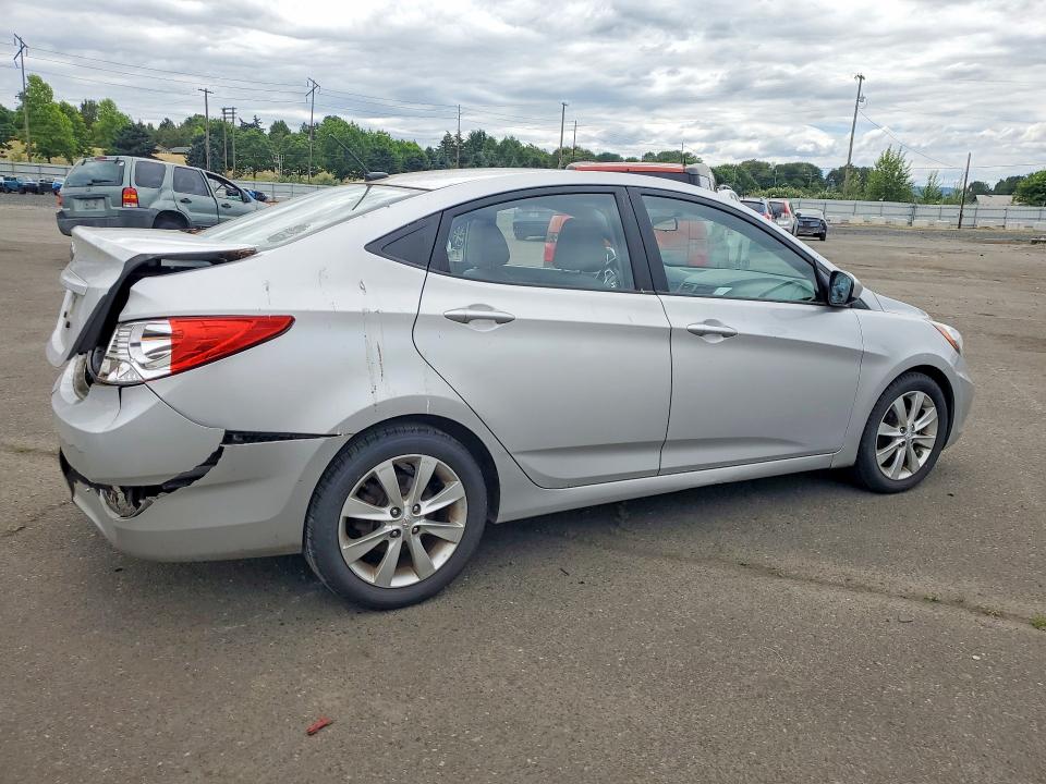 2012 Hyundai Accent მანქანა იყიდება აუქციონზე, vin: KMHCU4AE7CU084801, აუქციონის ნომერი: 55521736