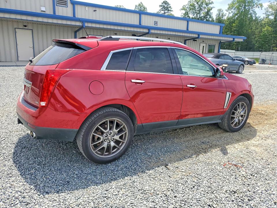 58644926 :رقم المزاد ، 3GYFNCE3XFS572561 vin ، 2015 Cadillac Srx مزاد بيع