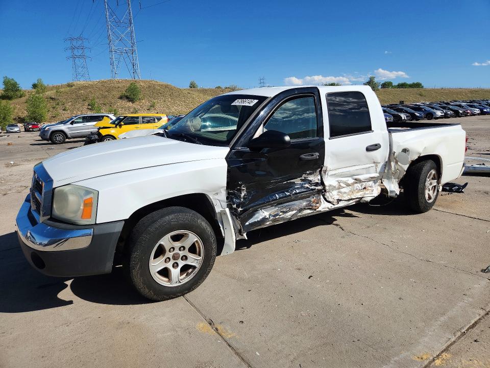 2005 Dodge Dakota მანქანა იყიდება აუქციონზე, vin: 1D7HE48N55S329502, აუქციონის ნომერი: 57866146