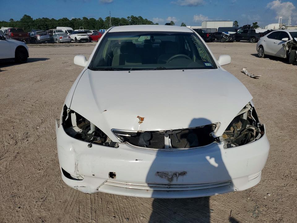 2006 Toyota Camry მანქანა იყიდება აუქციონზე, vin: JTDBE32KX63049689, აუქციონის ნომერი: 56837006