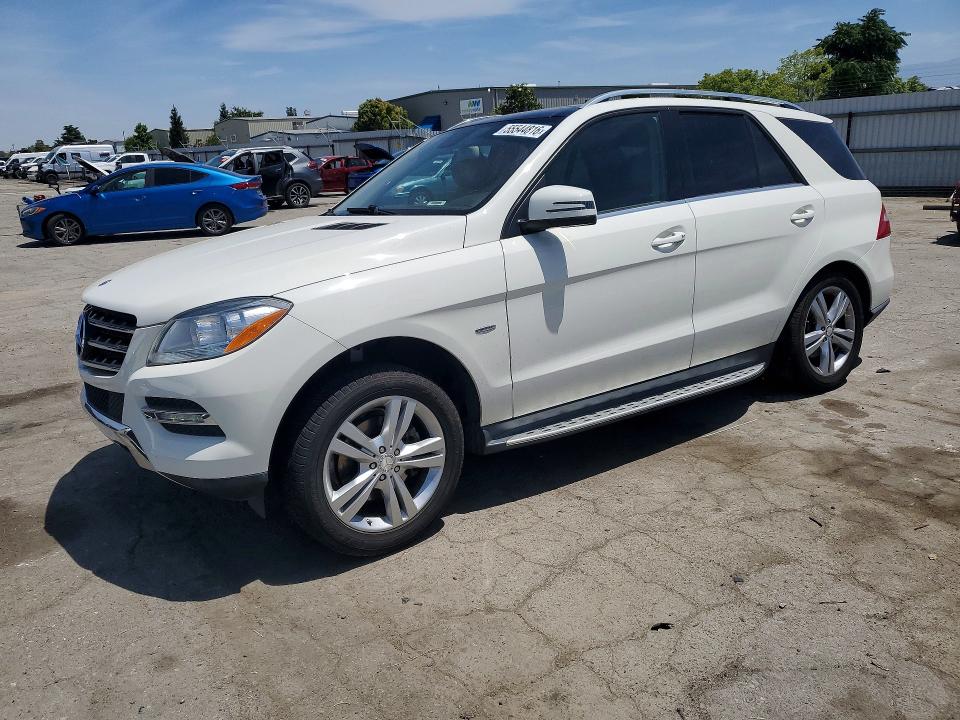 55544816 :رقم المزاد ، 4JGDA5HB0CA012614 vin ، 2012 Mercedes-benz Ml مزاد بيع
