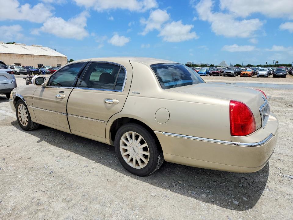 Продажа на аукционе авто 2007 Lincoln Town Car, vin: 1LNHM81W37Y615139, номер лота: 58301966