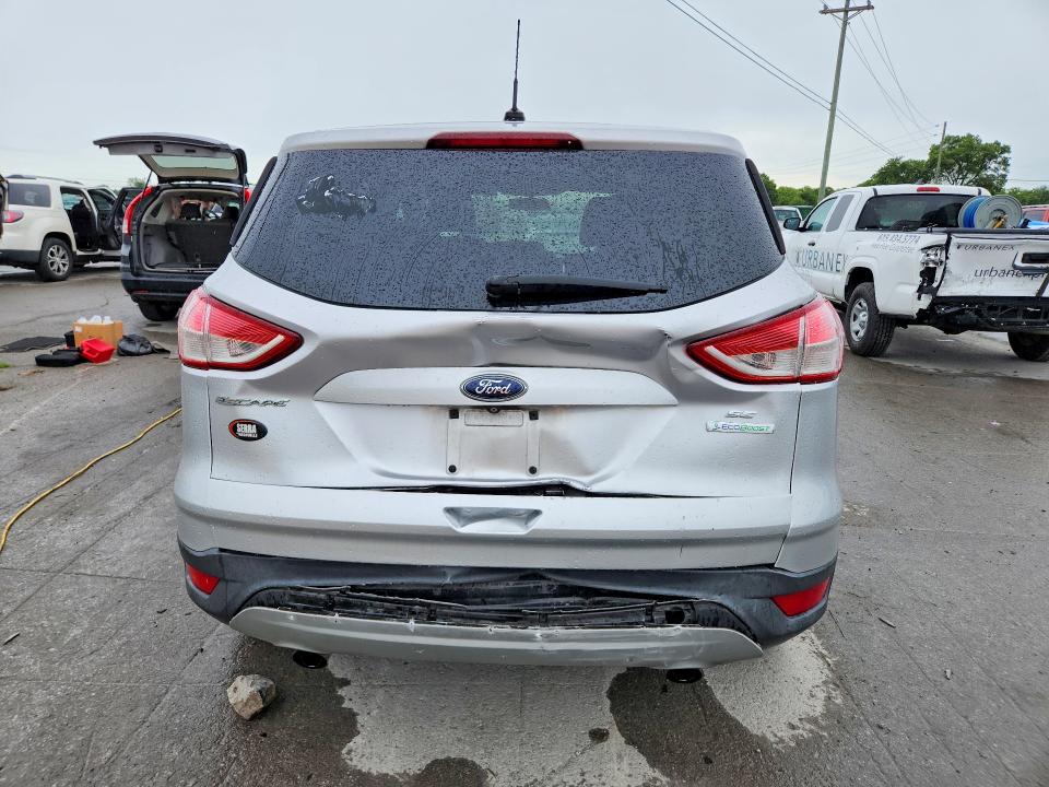 57231636 :رقم المزاد ، 1FMCU0G97FUA93098 vin ، 2015 Ford Escape مزاد بيع