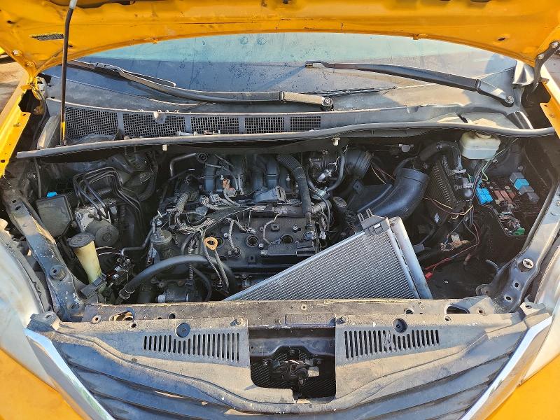2017 Toyota Sienna მანქანა იყიდება აუქციონზე, vin: 5TDKZ3DC4HS876051, აუქციონის ნომერი: 57140896