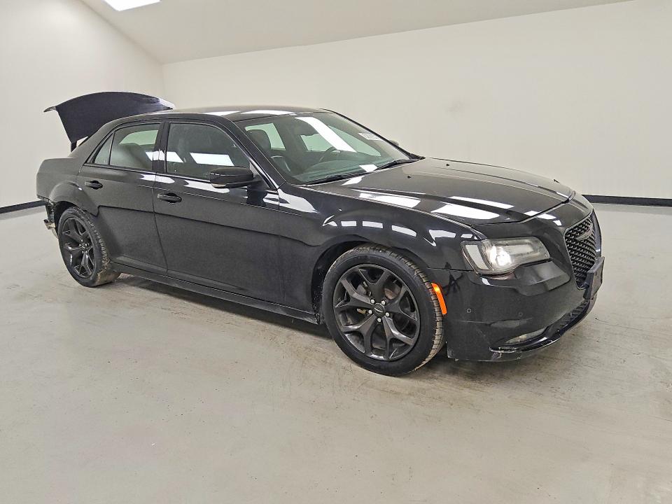 Продаж на аукціоні авто 2021 Chrysler 300, vin: 2C3CCABG5MH523492, номер лоту: 56302846