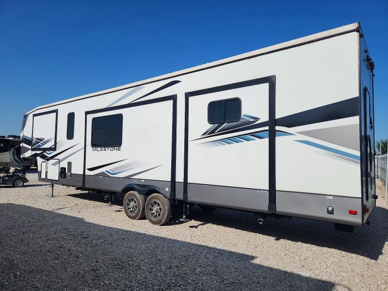 59070056 :رقم المزاد ، 5SFMG432XPE521545 vin ، 2023 Heartland Big Horn Trailer مزاد بيع