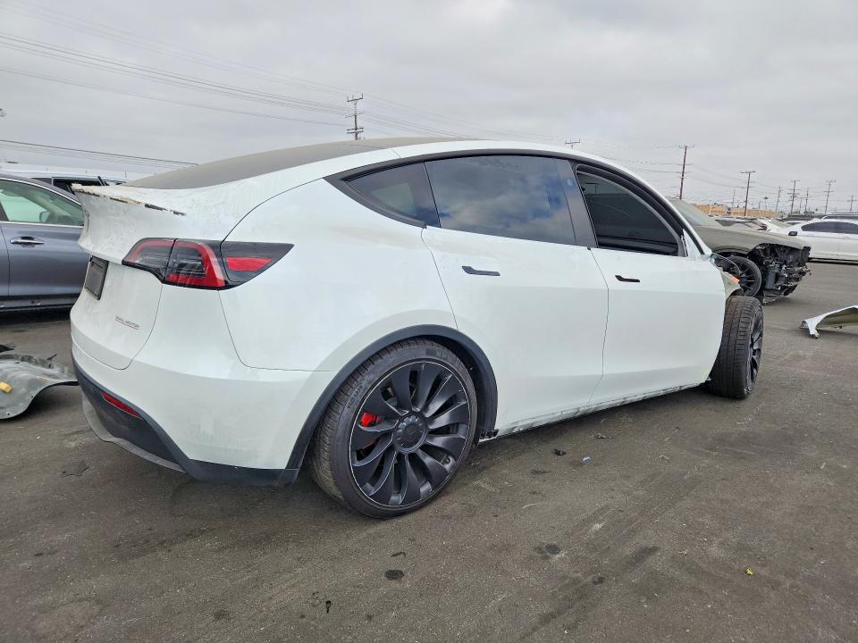 Продаж на аукціоні авто 2025 Tesla Model Y, vin: 7SAYGDEF6SF221564, номер лоту: 56300326
