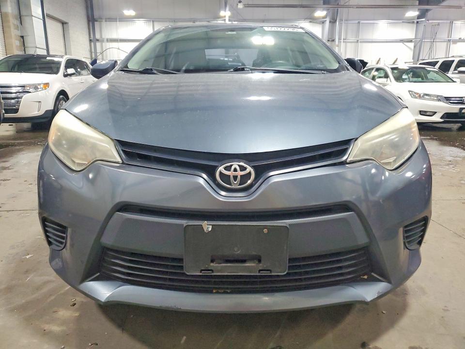 Продажа на аукционе авто 2016 Toyota Corolla, vin: 5YFBURHE1GP379804, номер лота: 55722296