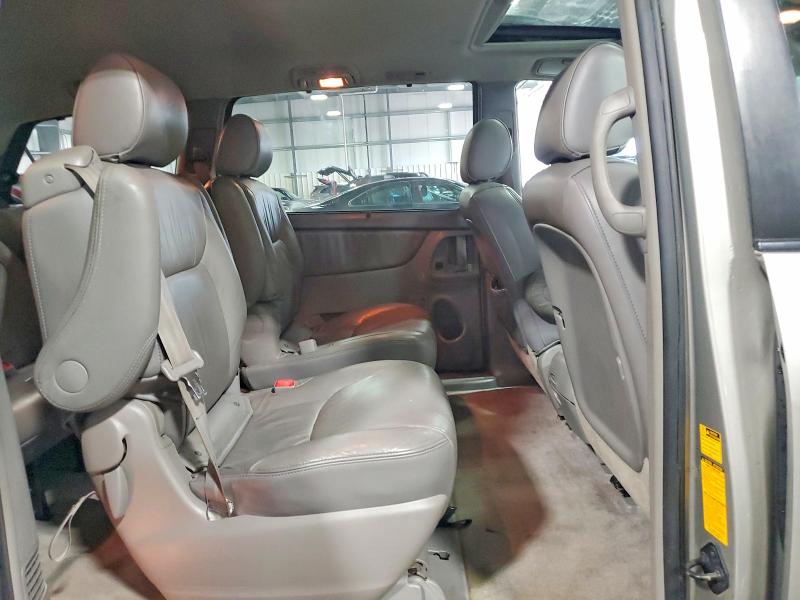 2006 Toyota Sienna მანქანა იყიდება აუქციონზე, vin: 5TDZA22C56S579533, აუქციონის ნომერი: 55635246