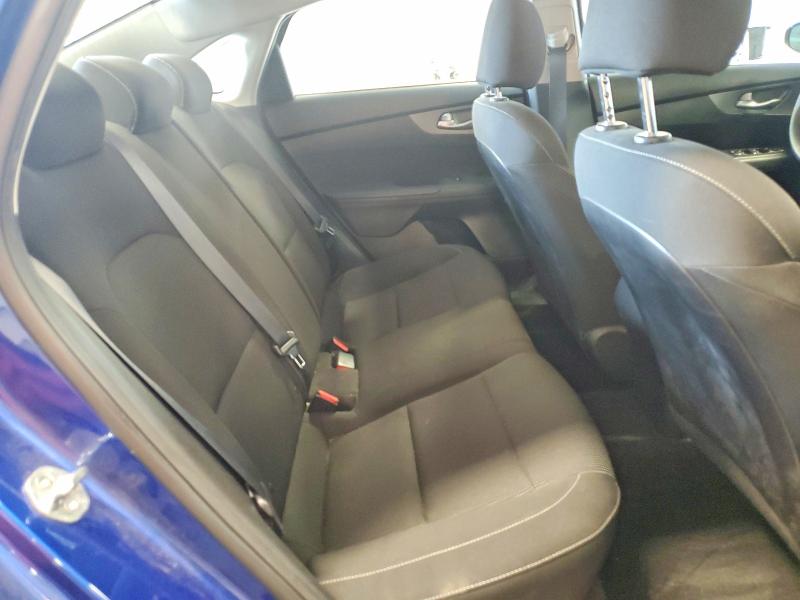 2021 Kia Forte მანქანა იყიდება აუქციონზე, vin: 3KPF24AD2ME279140, აუქციონის ნომერი: 56477166