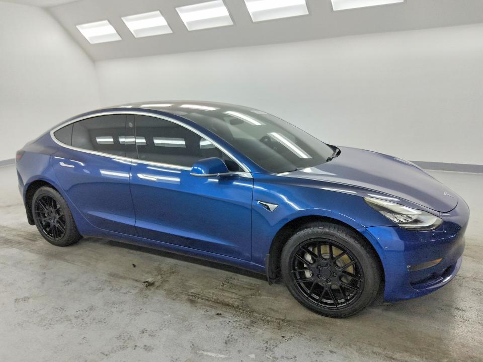 56054406 :رقم المزاد ، 5YJ3E1EA1KF301970 vin ، 2019 Tesla Model 3 مزاد بيع