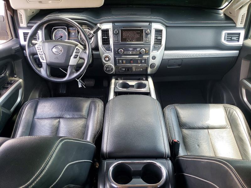 56796256 :رقم المزاد ، 1N6AA1E56KN503255 vin ، 2019 Nissan Titan مزاد بيع