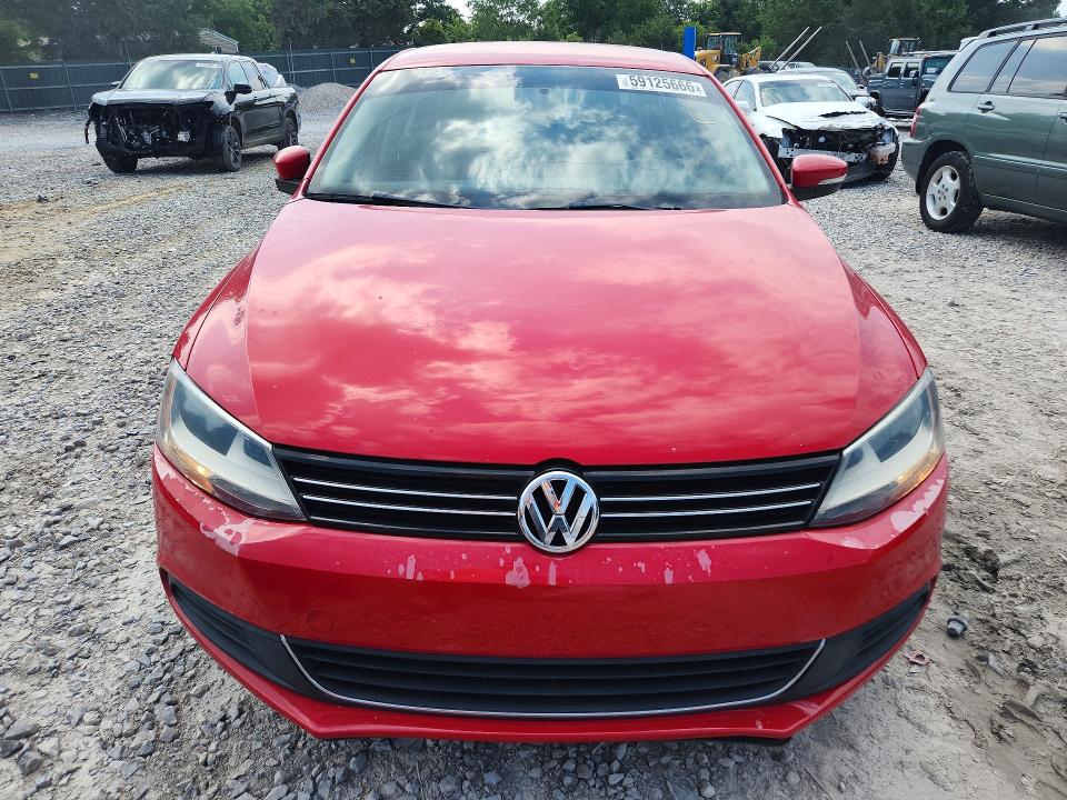 2013 Volkswagen Jetta მანქანა იყიდება აუქციონზე, vin: 3VWDX7AJ8DM285138, აუქციონის ნომერი: 59125666