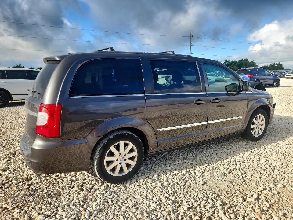 2015 Chrysler Town & Country მანქანა იყიდება აუქციონზე, vin: 2C4RC1BG4FR544613, აუქციონის ნომერი: 56857546