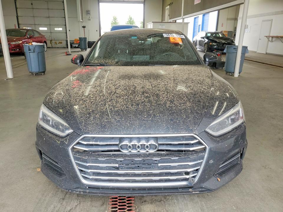 2018 Audi A5 მანქანა იყიდება აუქციონზე, vin: WAUBNCF56JA131862, აუქციონის ნომერი: 58152316