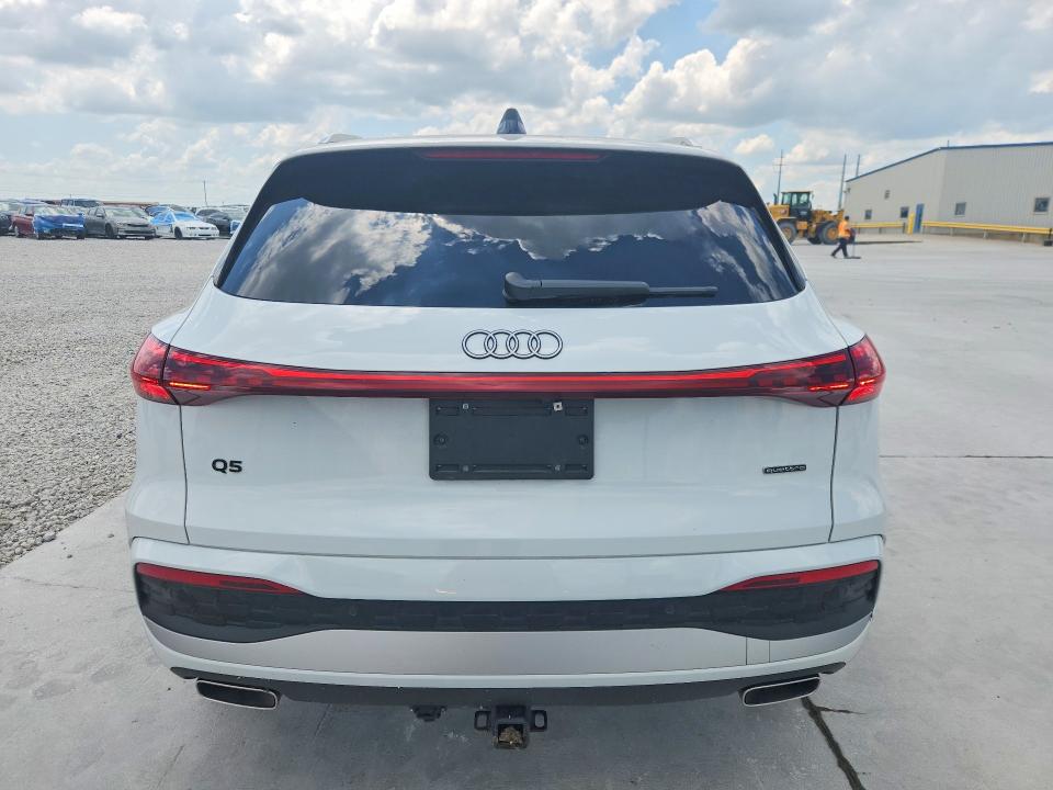 55767946 :رقم المزاد ، WA11AAGU1S2025555 vin ، 2025 Audi Q5 مزاد بيع