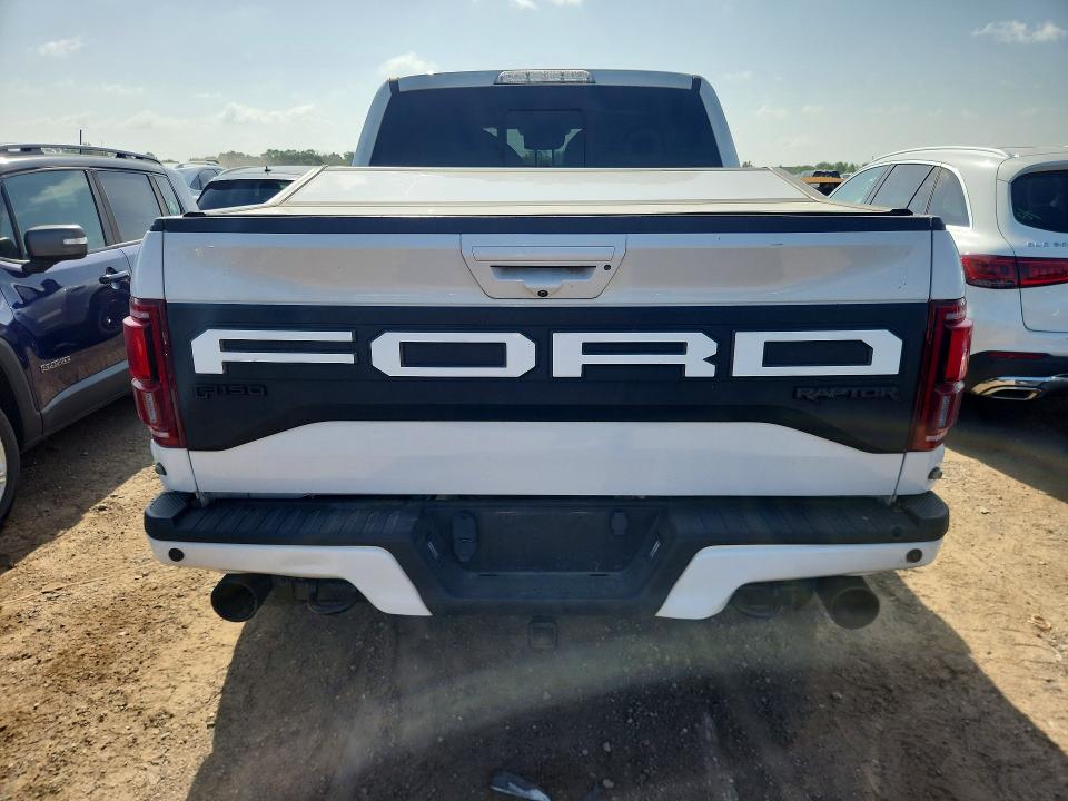 58244136 :رقم المزاد ، 1FTFW1RGXKFA76159 vin ، 2019 Ford F150 مزاد بيع