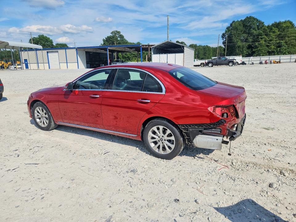 58699586 :رقم المزاد ، WDDZF4JB3KA588671 vin ، 2019 Mercedes-benz E مزاد بيع