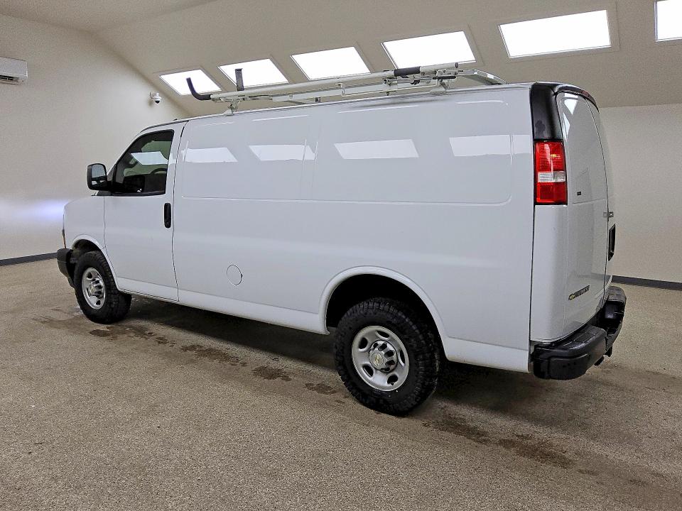 Продажа на аукционе авто 2022 Chevrolet Express G2500, vin: 1GCWGAFP1N1139541, номер лота: 57080776