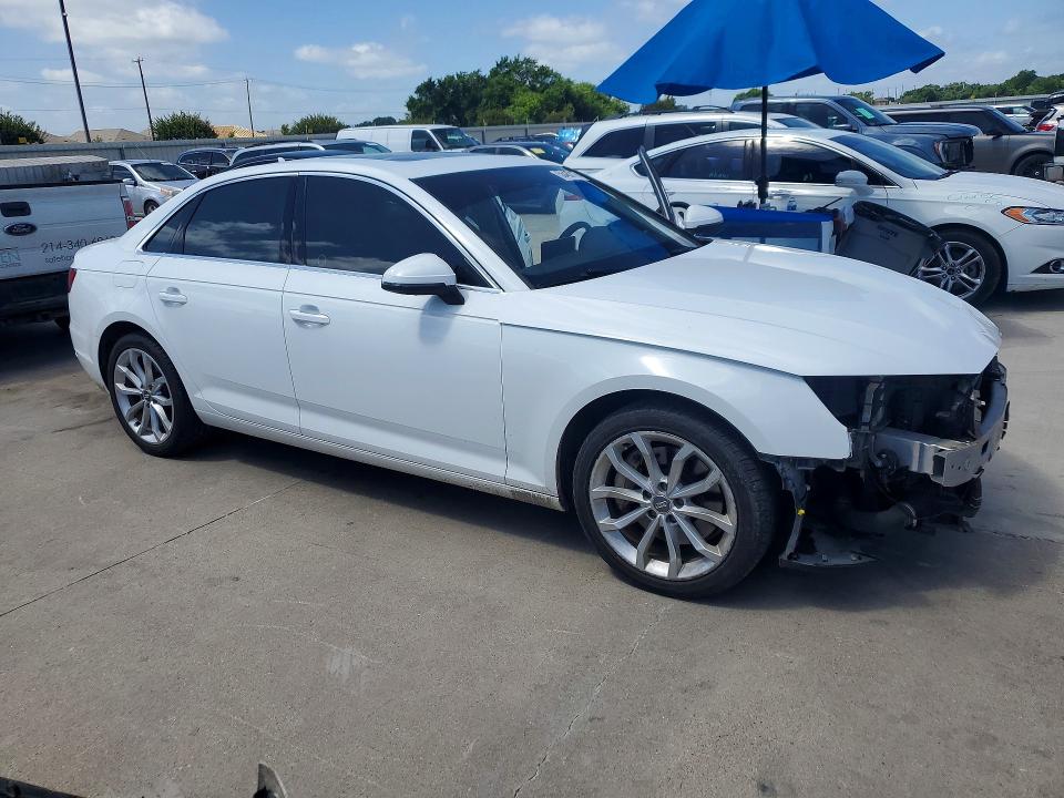 2017 Audi A4 მანქანა იყიდება აუქციონზე, vin: WAUBNAF41HN030064, აუქციონის ნომერი: 56483116