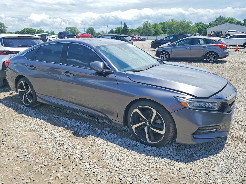 Продаж на аукціоні авто 2018 Honda Accord, vin: 1HGCV2F3XJA009832, номер лоту: 57908326