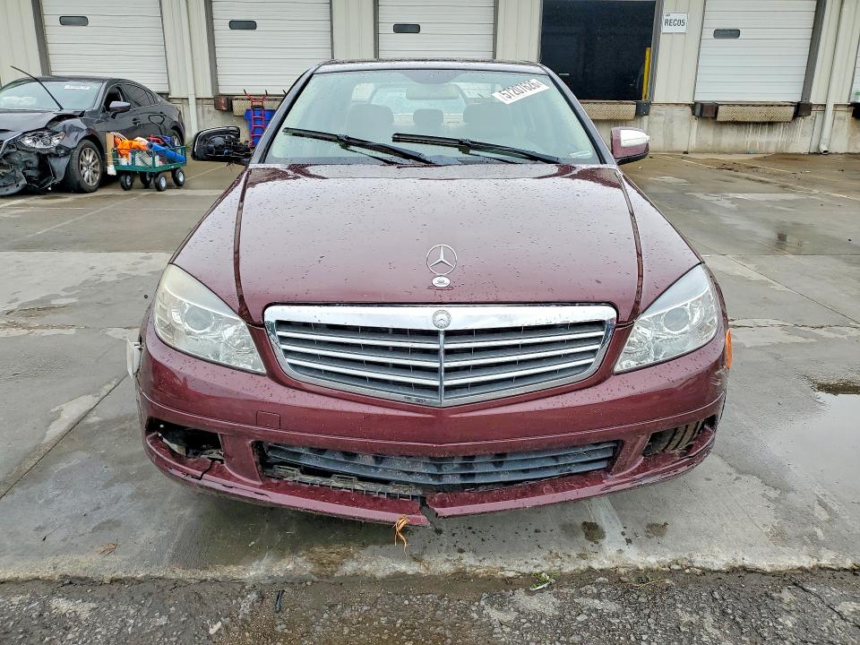 57207626 :رقم المزاد ، WDDGF54X69R072112 vin ، 2009 Mercedes-benz C مزاد بيع