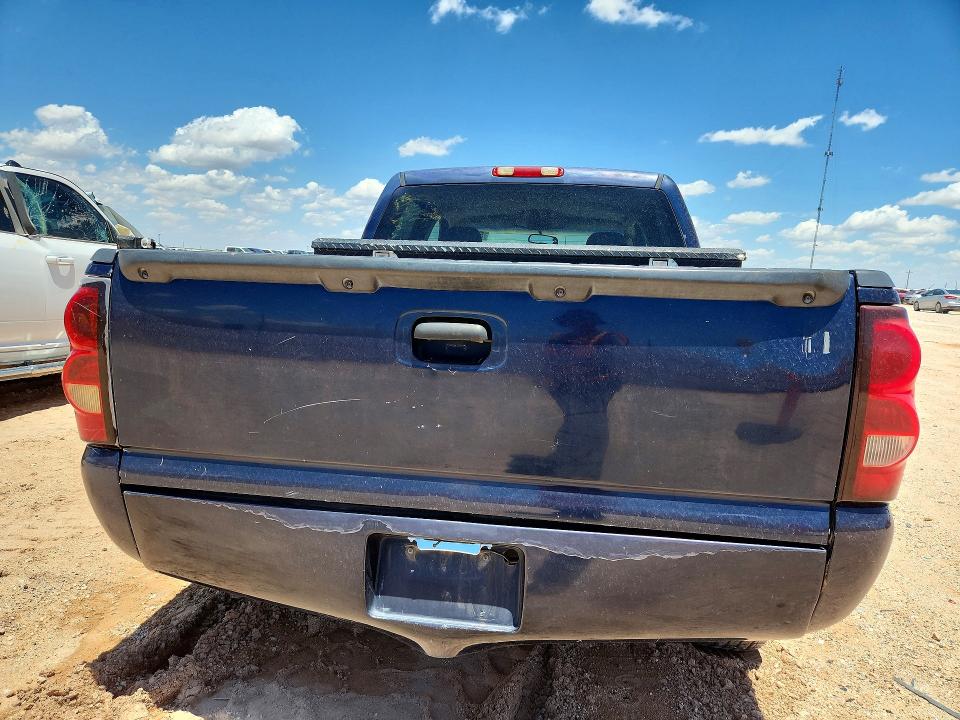 Продажа на аукционе авто 2005 Chevrolet Silverado, vin: 2GCEC13T451169653, номер лота: 57580156