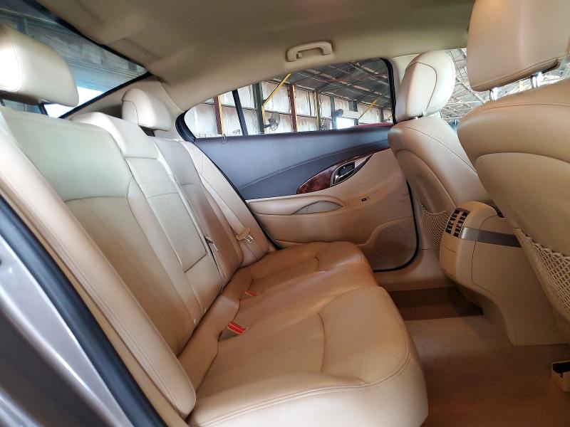 58420206 :رقم المزاد ، 1G4GC5EG1AF122773 vin ، 2010 Buick Lacrosse مزاد بيع