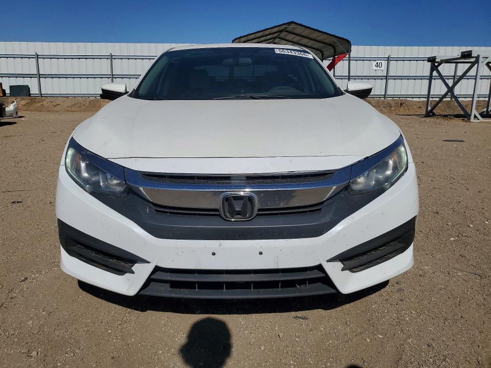 56343366 :رقم المزاد ، 19XFC2F7XJE207280 vin ، 2018 Honda Civic مزاد بيع