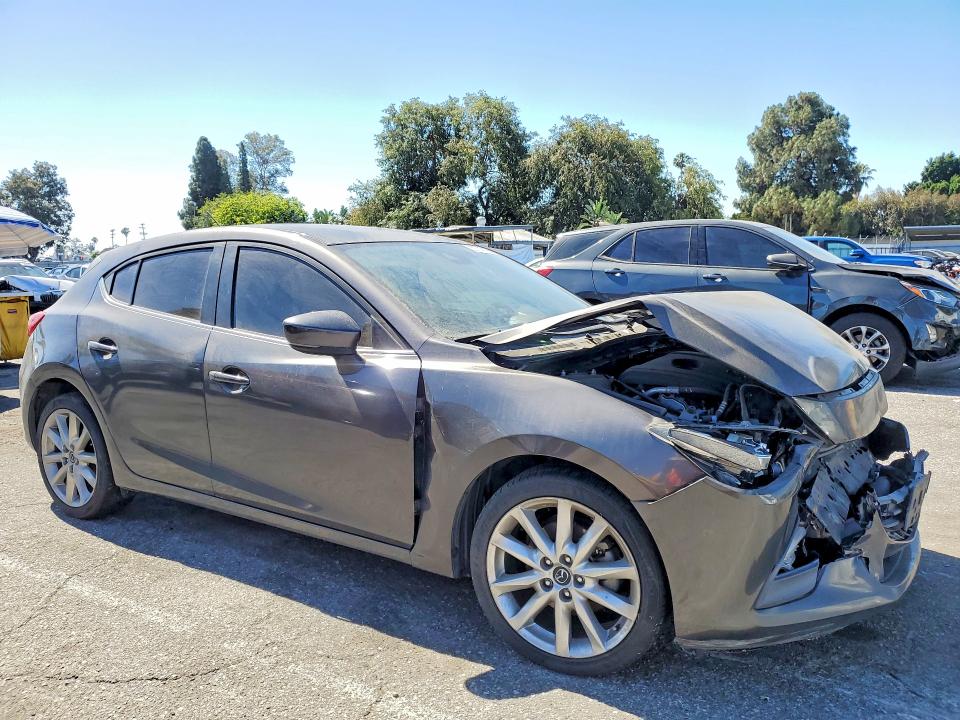 2017 Mazda 3 მანქანა იყიდება აუქციონზე, vin: 3MZBN1L74HM119328, აუქციონის ნომერი: 57077196