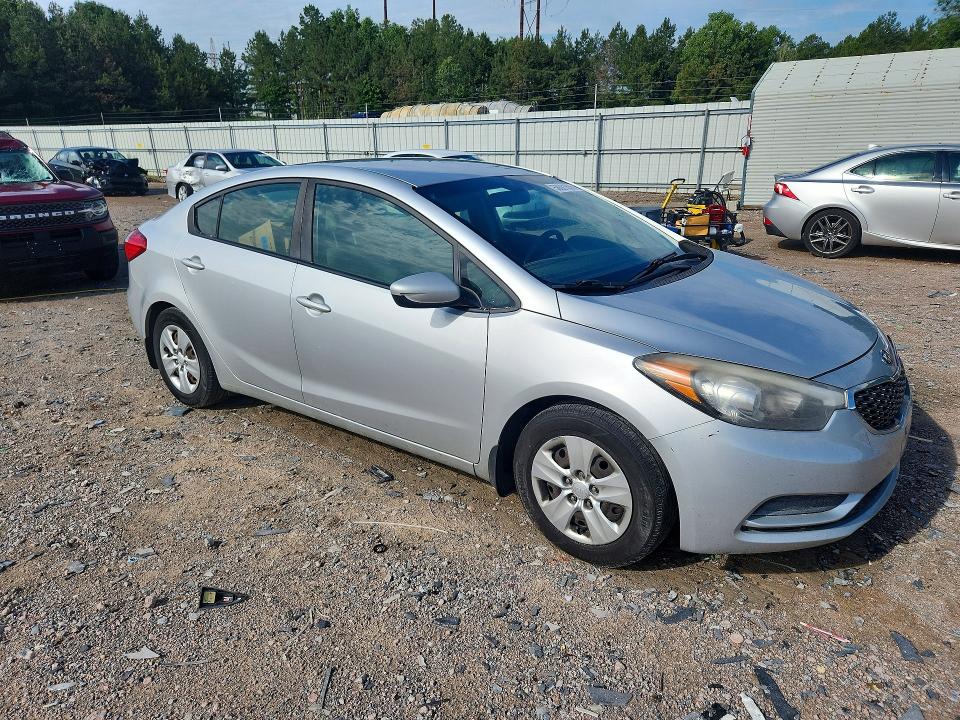 2016 Kia Forte მანქანა იყიდება აუქციონზე, vin: KNAFK4A6XG5615342, აუქციონის ნომერი: 58661636