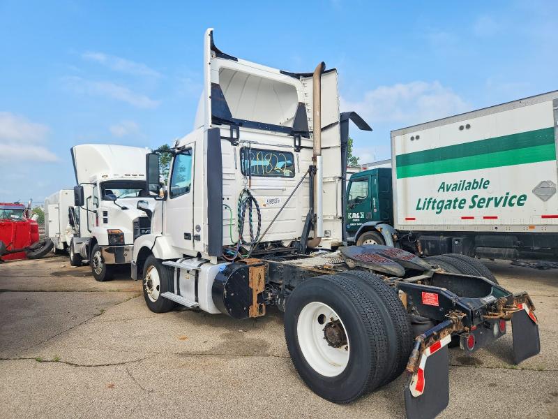 Продаж на аукціоні авто 2017 Volvo Vnl, vin: 4V4N39TG7HN988178, номер лоту: 57906576