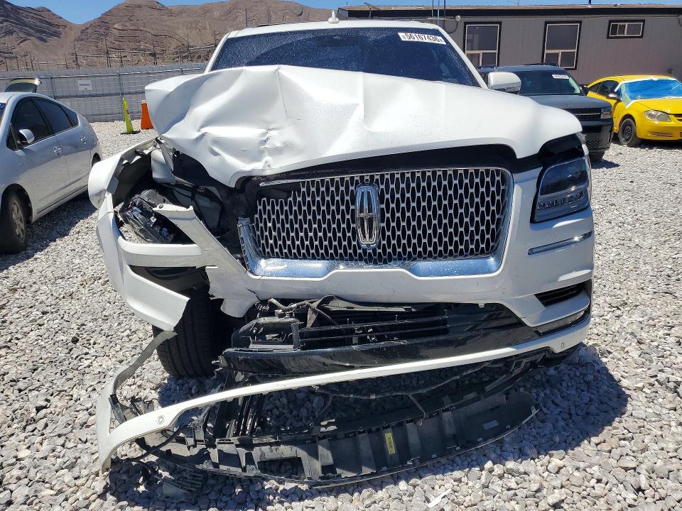 56167436 :رقم المزاد ، 5LMJJ2LT8LEL14174 vin ، 2020 Lincoln Navigator مزاد بيع