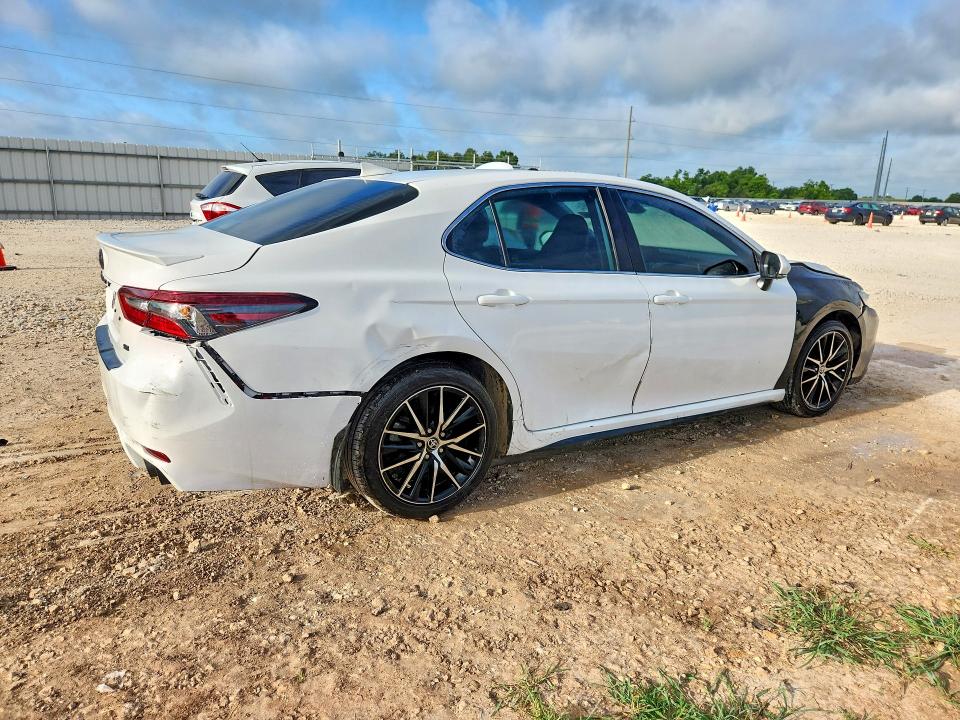 53944976 :رقم المزاد ، 4T1G11AK2RU257762 vin ، 2024 Toyota Camry مزاد بيع